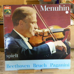 Menuhin spielt