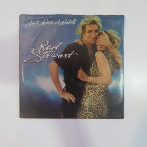 Rod Stewart - Ain't Love A Bitch