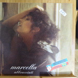 Marcella - Abbracciali