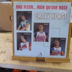 Crazy Horse - Une fleur... rien qu'une rose